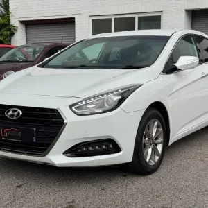 2016 Hyundai i40 1.7 CRDi Blue Drive SE Nav Business Euro 6 (s/s) 4dr Saloon Diesel Manual - Image 8