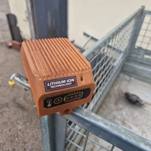 wanted lithium techology ion batery same as in pic