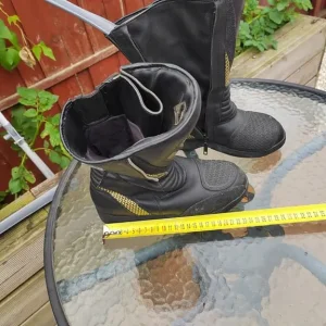 East London Motorcycle Clothing – ALL TYPES – SEE PHOTOS – EAST LONDON - 345