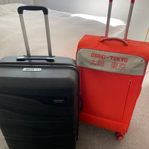 X2 Large Suitcases with wheels