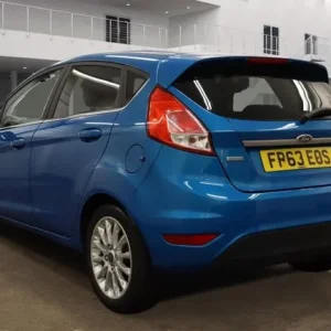 2013 Ford Fiesta 1.0T EcoBoost Titanium X Euro 5 (s/s) 5dr HATCHBACK Petrol Manual - Image 2