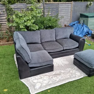 Black and grey corner sofa - Image 4