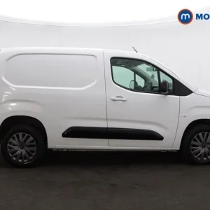 2024 Peugeot Partner 1.5 BlueHDi 130 Asphalt Van EAT8 Panel Van Diesel Automatic - Image 8