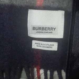 Blue burberry scarf