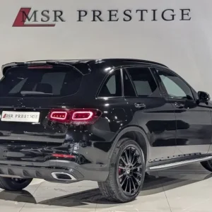 2019 Mercedes-Benz GLC 2.0 GLC300d AMG Line (Premium) SUV 5dr Diesel G-Tronic+ 4MATIC Euro 6 (s/s... - Image 4