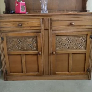 Dresser