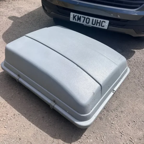Halfords Karrite Roof box for sale comes with clamps, £75