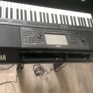 Yamaha psr sx700