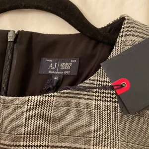 Armani Jeans smart work or interview dress- size 40 ( uk size 8) - Image 3