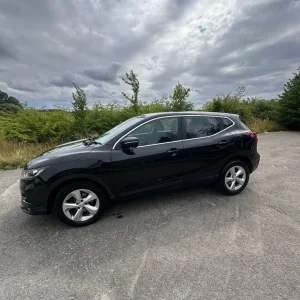 Nissan, QASHQAI, Hatchback, 2017, Manual, 1461 (cc), 5 doors - Image 3