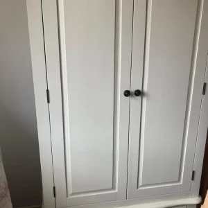Wardrobe and bedside table - Image 4