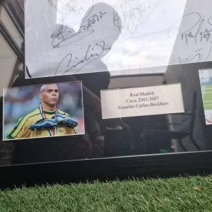 REAL MADRID SIGNED SHIRT - Image 6