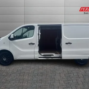 2018 Vauxhall Vivaro 2900 1.6CDTI 120PS Sportive H1 Van Panel Van DIESEL Manual - Image 3