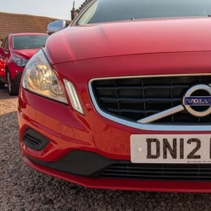 2012 Volvo V60 1.6L R-Design Drive S/S Estate 5dr Diesel Manual Euro 5 (113 bhp) Estate Diesel Ma... - Image 4