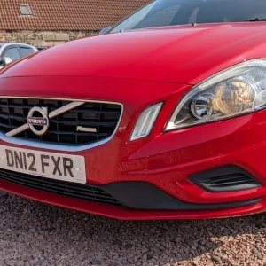 2012 Volvo V60 1.6L R-Design Drive S/S Estate 5dr Diesel Manual Euro 5 (113 bhp) Estate Diesel Ma... - Image 6