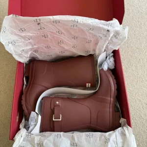 Hunter Original Wellies Burgundy/Brown Short Panelled Rubber Wellington Boots - Image 2