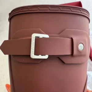 Hunter Original Wellies Burgundy/Brown Short Panelled Rubber Wellington Boots - Image 4