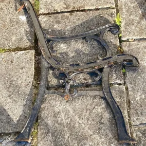CAST IRON GARDEN BENCH SIDES - Image 2