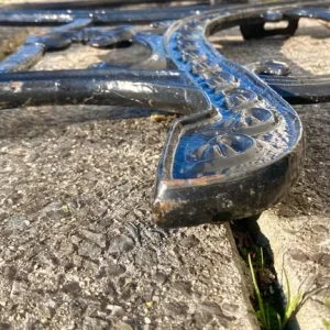 CAST IRON GARDEN BENCH SIDES - Image 4