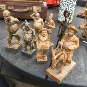 Spanish wooden figures - Image 5