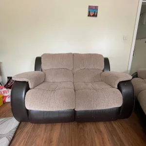 *BARGAIN* 3 Set Recliner Sofas for Sale - Image 5