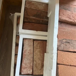 Red brick slips - Image 5