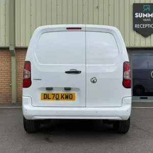 2020 Vauxhall Combo 2300 1.5 Turbo D 100ps H1 Sportive Panel Van Diesel Manual - Image 2