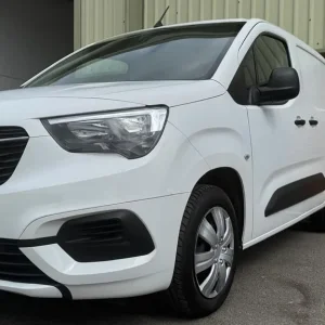 2020 Vauxhall Combo 2300 1.5 Turbo D 100ps H1 Sportive Panel Van Diesel Manual - Image 7