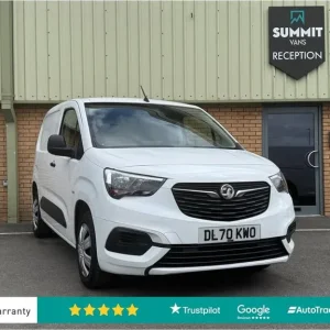 2020 Vauxhall Combo 2300 1.5 Turbo D 100ps H1 Sportive Panel Van Diesel Manual