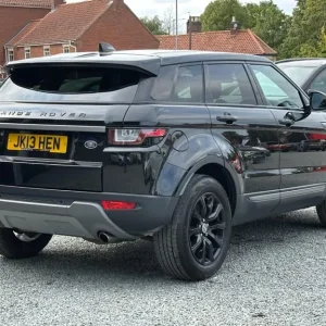 2013 Land Rover Range Rover Evoque 2.0 ED4 SE Diesel Manual 5 Door Estate Black - Image 5
