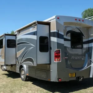 2009 Ford Winnebago Aspect 28B Petrol Motorhome - Image 2