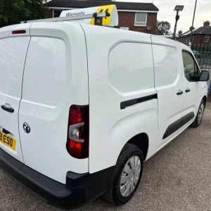 2021 Vauxhall Combo 1.5 Turbo D 2300 Dynamic Panel Van 4dr Diesel Manual L2 H1 Euro 6 (100 ps) PA... - Image 2