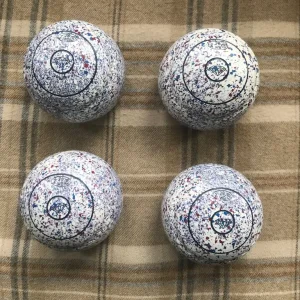 Aero Quantum size 2H WB26 Z grip white with coloured speckle. Diamond motif. Excellent condition. - Image 2