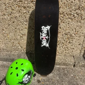 Skate board - Image 2