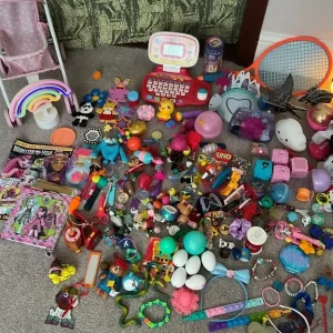 Huge Job Lot of Kids’ Toys - Image 3
