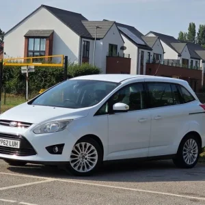 2012 Ford Grand C-Max 1.6 TDCi Titanium Euro 5 5dr MPV Diesel Manual - Image 3