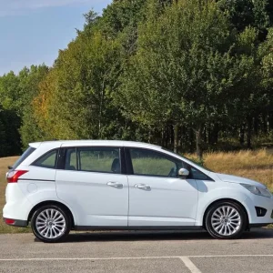 2012 Ford Grand C-Max 1.6 TDCi Titanium Euro 5 5dr MPV Diesel Manual - Image 8