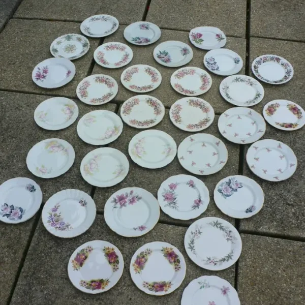 VINTAGE CHINA TEAPLATES IN PINKS X 33 PLATES