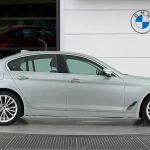 2017 BMW 5 Series 530i SE 4dr Auto Petrol Saloon Saloon Petrol Automatic - Image 3