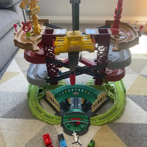 Thomas and Friends Trains and Cranes