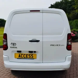2022 Toyota ProAce 1.5 BlueHDi Icon Long Panel Van LWB Euro 6 (s/s) 5dr PANEL VAN Diesel Manual - Image 5