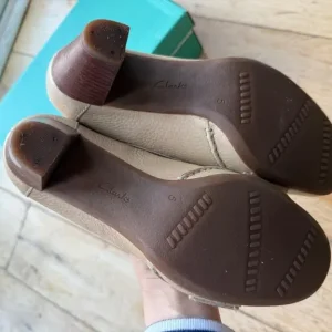 Clarks women shoes - Image 3