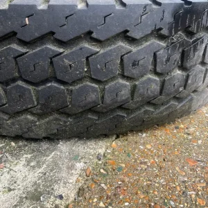 Lorry tyre - Image 2