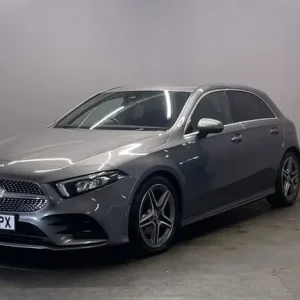 2019 68 MERCEDES-BENZ A CLASS 1.3 A180 AMG LINE (EXECUTIVE) HATCHBACK 5DR PETROL - Image 4