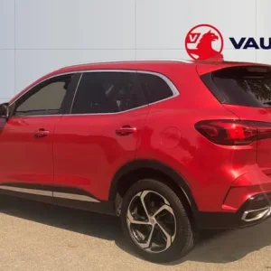 2023 MG MG HS 1.5 T-GDI Trophy 5dr DCT Petrol Hatchback Hatchback Petrol Automatic - Image 2