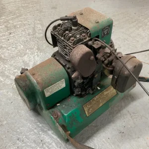 Qualcast Suffolk Punch 35 lawnmower - Image 3