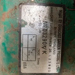 Qualcast Suffolk Punch 35 lawnmower - Image 4