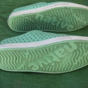 2 Pairs of Native Size 6 Shoes for £3.00 a pair OR Both Pairs for £5.00 - Image 5