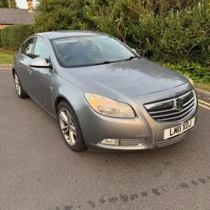 Vauxhall Insignia Hatchback 2011 Manual 2.0 CDTI - Image 4