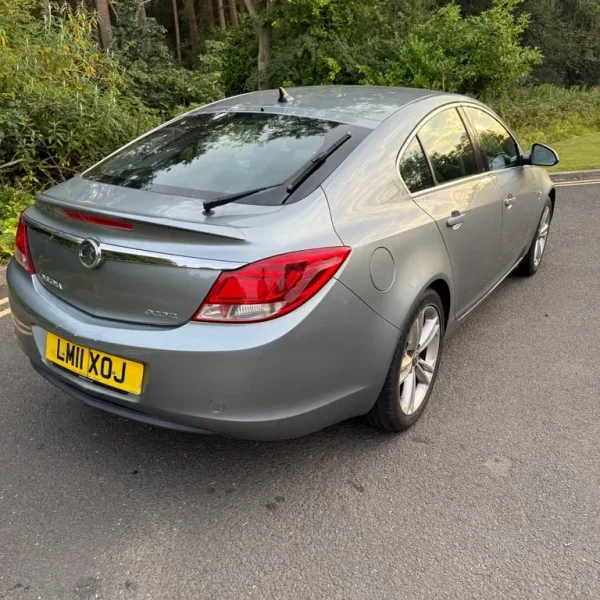 Vauxhall Insignia Hatchback 2011 Manual 2.0 CDTI